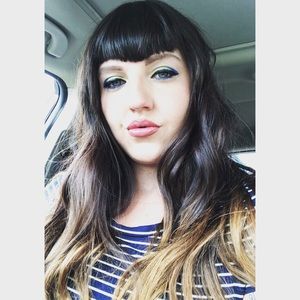 Meet your Posher, Christen